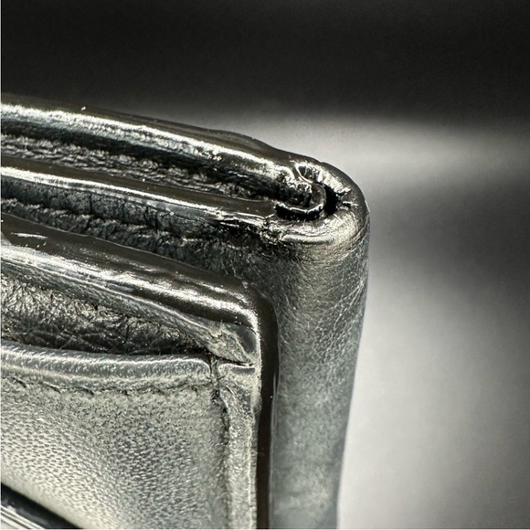 🔥EUC Balenciaga Wallet - Picture 9 of 10